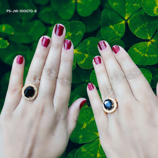 Center Pink Stone Ring | Gold with Diamond Detail | Fashionable Accessory for Glamorous Looks and Radiant Style