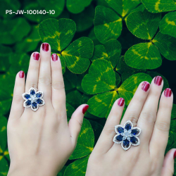 Square Blue Stone Ring with Double Diamond Outlines, a Stunning Display of Modern Elegance and Luxurious Brilliance Square Blue Stone Ring with Double Diamond Outlines, a Stunning Display of Modern Elegance and Luxurious Brilliance